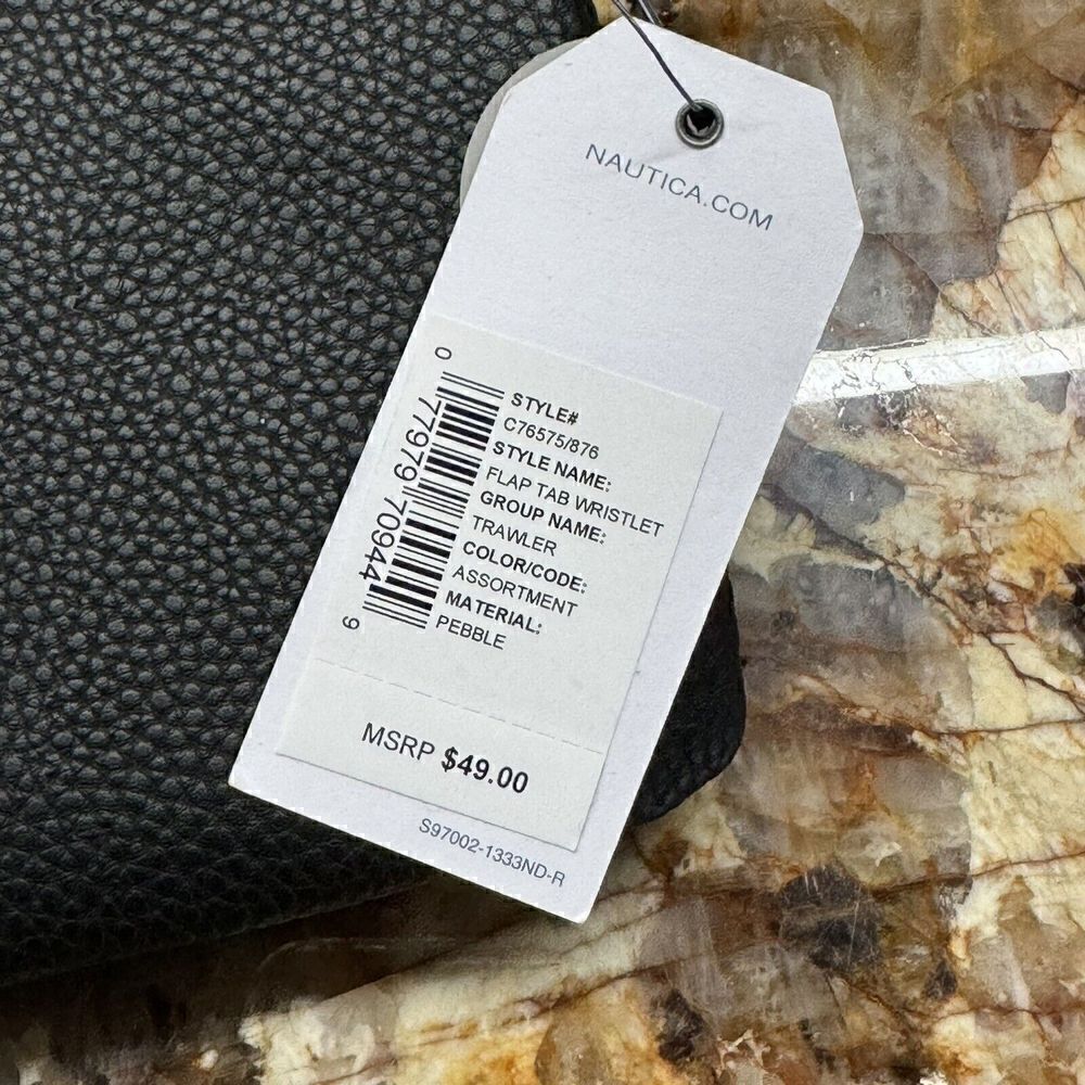 Nautica Pebbled Flap Tab Wristlet Wallet Black- New - Picture 6 of 6